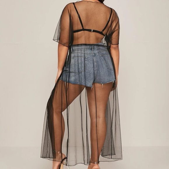 PLUS Mesh Kimono 🖤 - Picture 2 of 4
